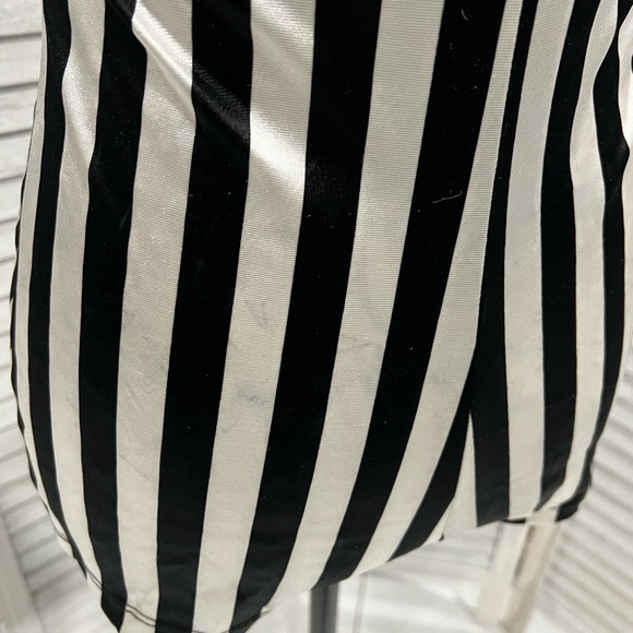 Be Wicked Costume Collection Referee Romper - Picture 9 of 9